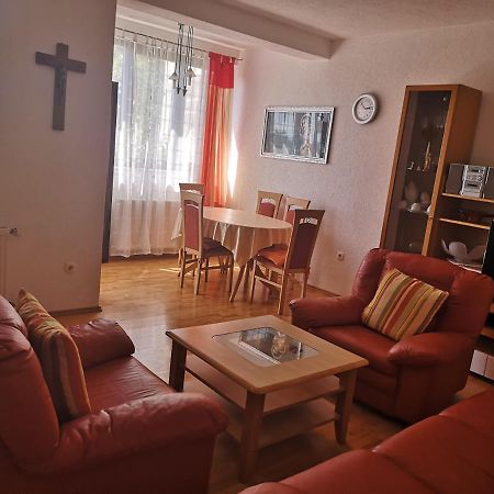 Apartments Galic Omiš Eksteriør billede