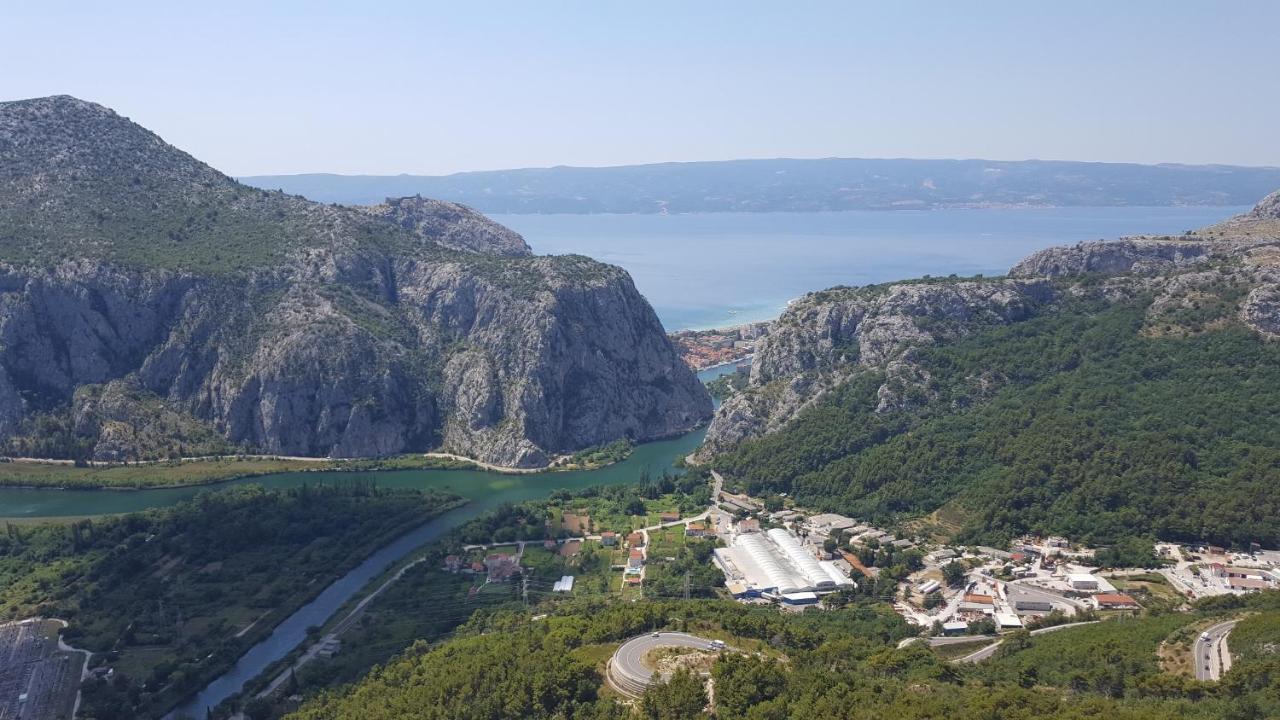 Apartments Galic Omiš Eksteriør billede